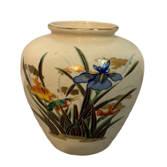 Vintage Vase with Irises and Bird Design Cream/Blue/Gold Medium Size 5.5x5.5 - Picture 1 of 4